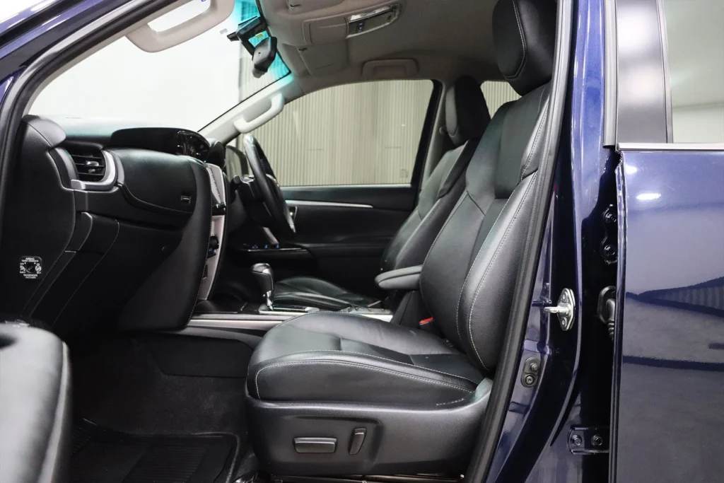 TOYOTA FORTUNER 2.4 V 2WD 2022 [FJEH]
