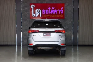 TOYOTA FORTUNER 2.4 LEADER V 4WD 2022 [BCDH]