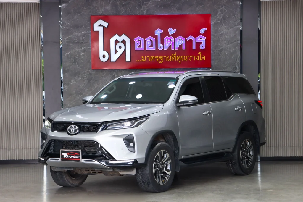 TOYOTA FORTUNER 2.4 LEADER V 4WD 2022 [BCDH]