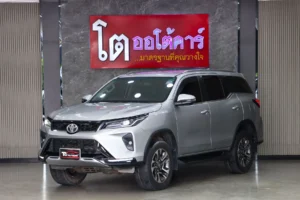 TOYOTA FORTUNER 2.4 LEADER V 4WD 2022 [BCDH]