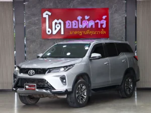 TOYOTA FORTUNER 2.4 LEADER V 4WD 2022 [BCDH]