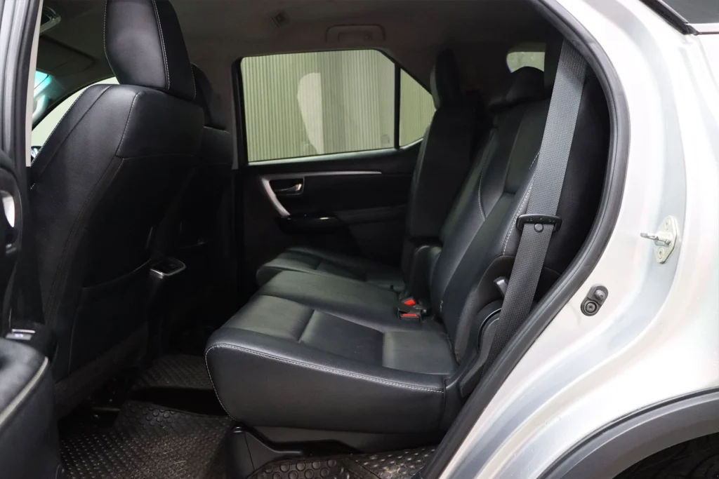 TOYOTA FORTUNER 2.4 LEADER V 4WD 2022 [BCDH]