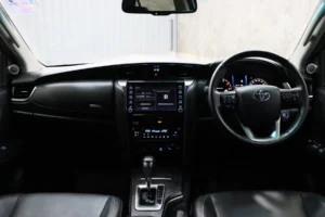 TOYOTA FORTUNER 2.4 LEADER V 4WD 2022 [BCDH]