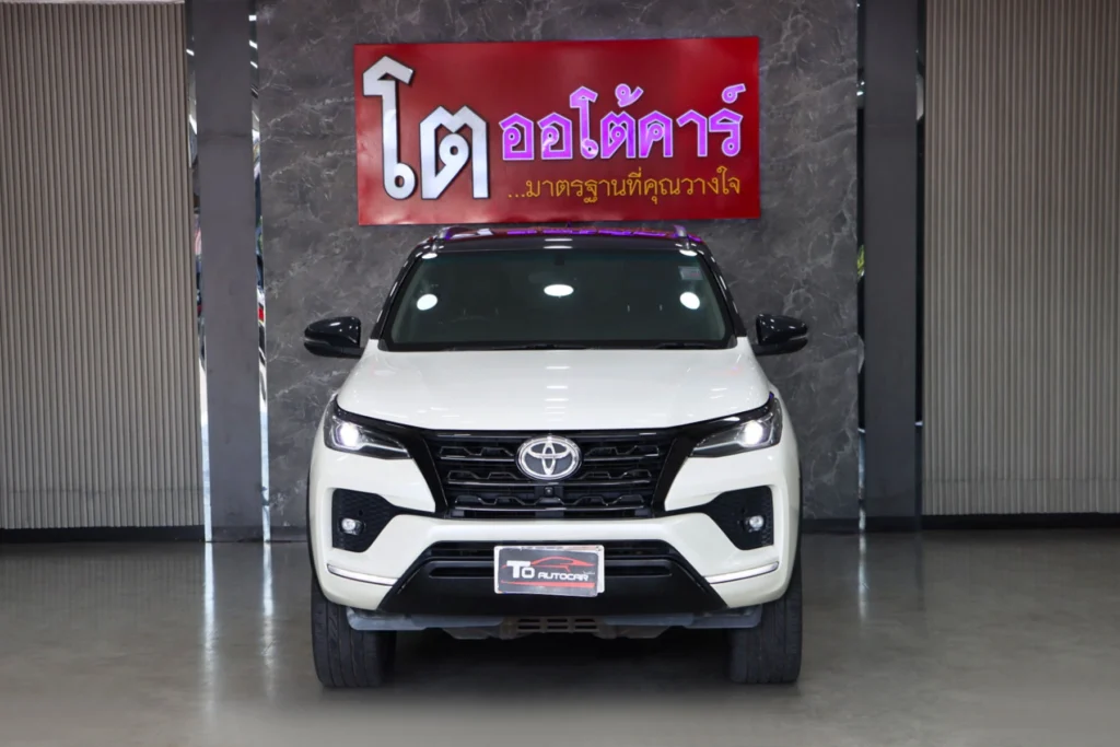 Toyota Fortuner 2.4 Commander 2WD 2022 [BJGE]
