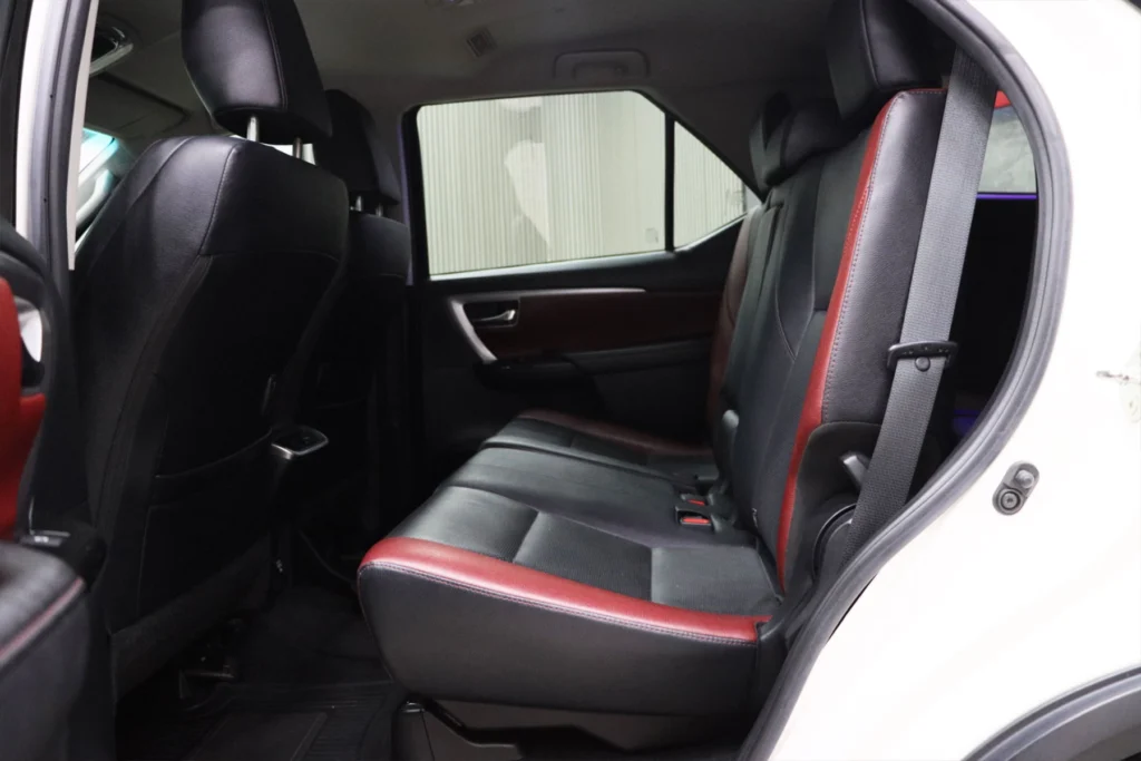 Toyota Fortuner 2.4 Commander 2WD 2022 [BJGE]