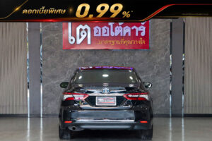 Toyota Camry 2.5 HEV Premium MNC 2022 0.99