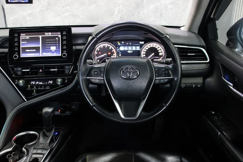 Toyota Camry 2.5 Premium MNC 2022 [BAFD]