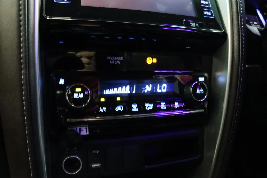 Toyota Fortuner 2.4 V 2WD 2019 [BBFB]