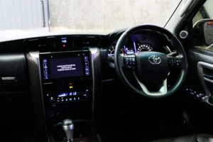 Toyota Fortuner 2.4 V 2WD 2019 [BBFB]