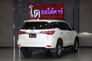 TOYOTA FORTUNER 2.4 V 4WD 2021 [CJEB]
