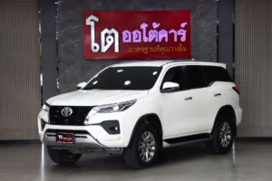 TOYOTA FORTUNER 2.4 V 4WD 2021 [CJEB]