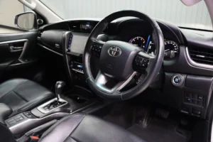 TOYOTA FORTUNER 2.4 V 4WD 2021 [CJEB]