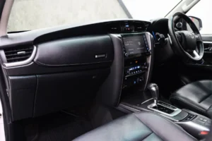 TOYOTA FORTUNER 2.4 V 4WD 2021 [CJEB]