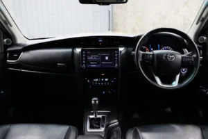 TOYOTA FORTUNER 2.4 V 4WD 2021 [CJEB]