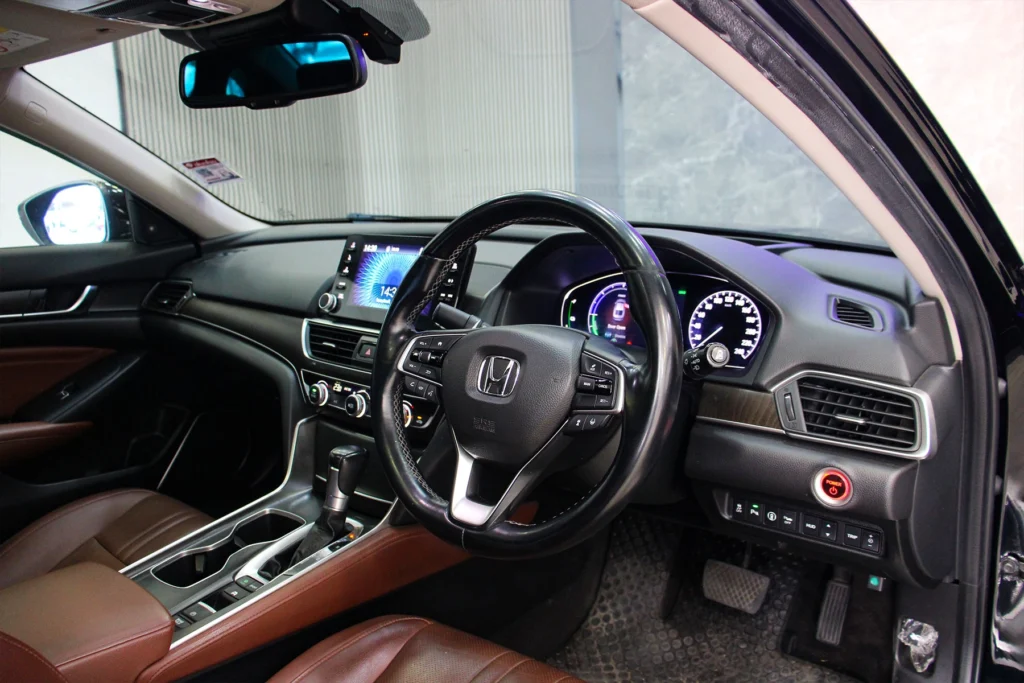 HONDA ACCORD 2.0 E-HEV TECH MNC 2022 [IJHC]
