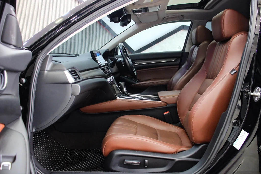 HONDA ACCORD 2.0 E-HEV TECH MNC 2022 [IJHC]
