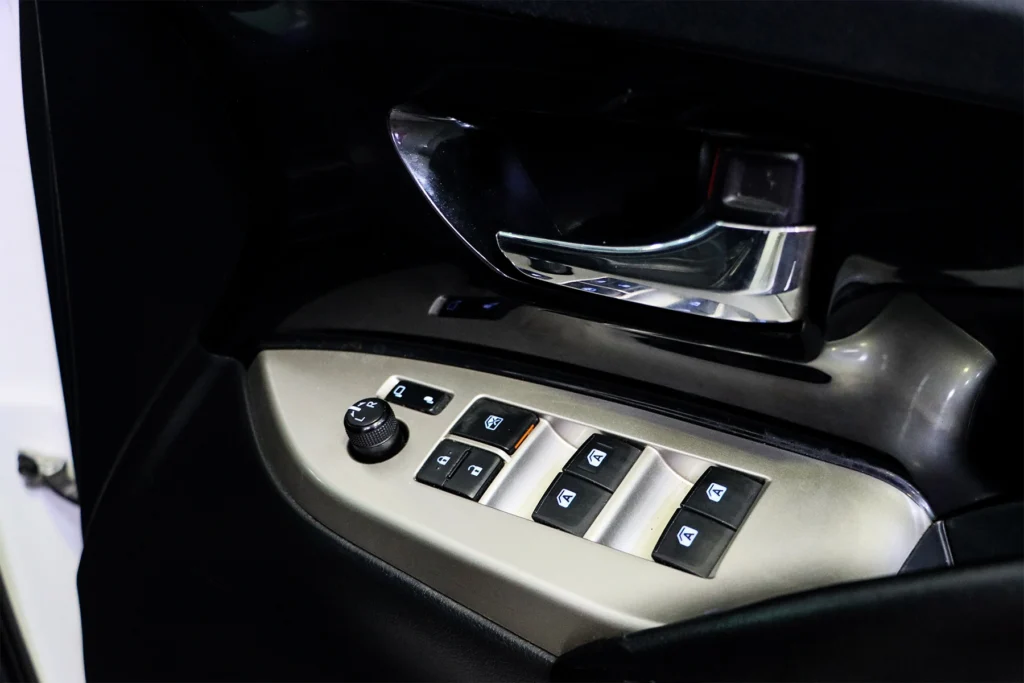 Toyota Innova 2.8 Crysta MNC 2021 [DAHC]