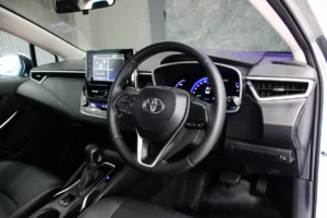 Toyota Altis 1.8 Hybrid MID 2020 [GHFA]