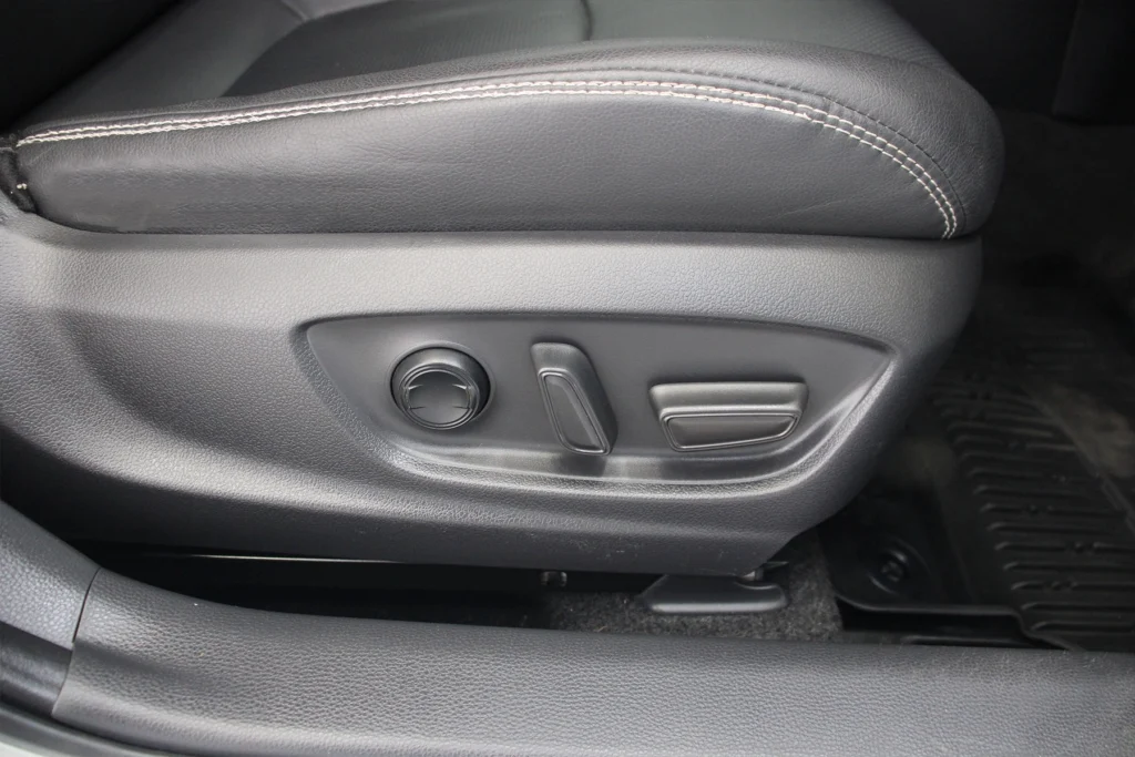 Toyota Altis 1.8 Hybrid MID 2020 [GHFA]