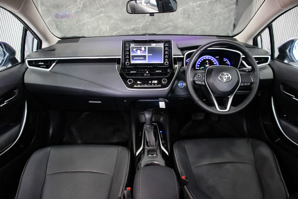 Toyota Altis 1.8 Hybrid MID 2020 [GHFA]