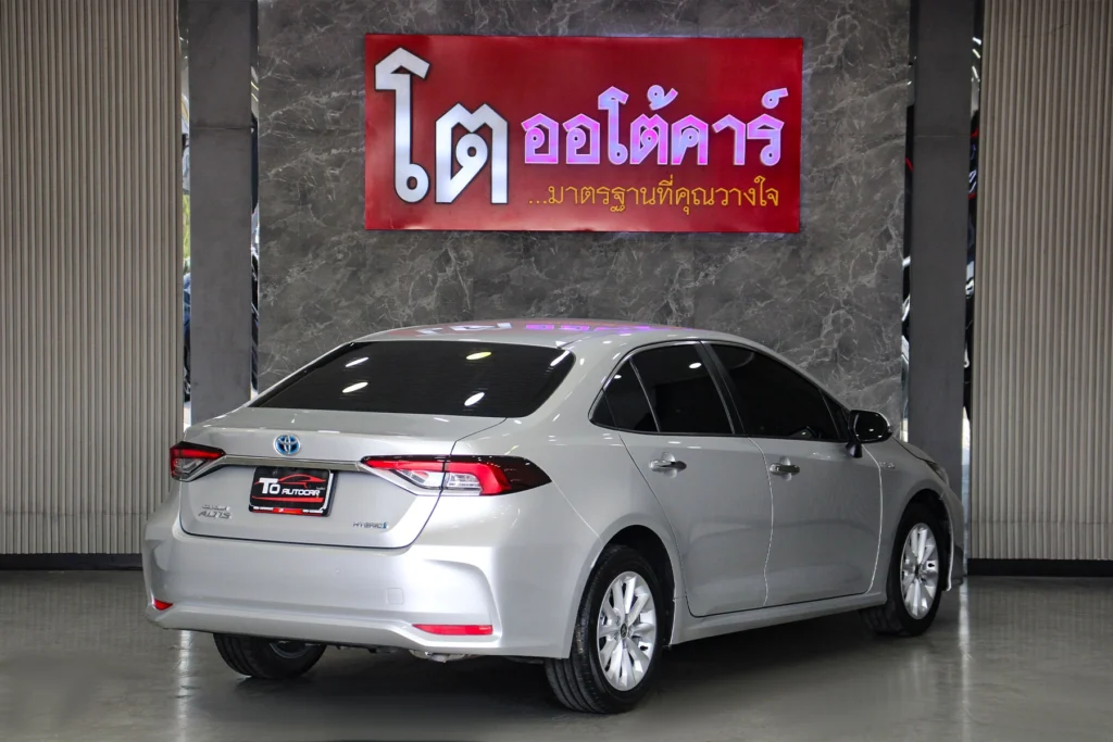 Toyota Altis 1.8 Hybrid MID 2020 [GHFA]