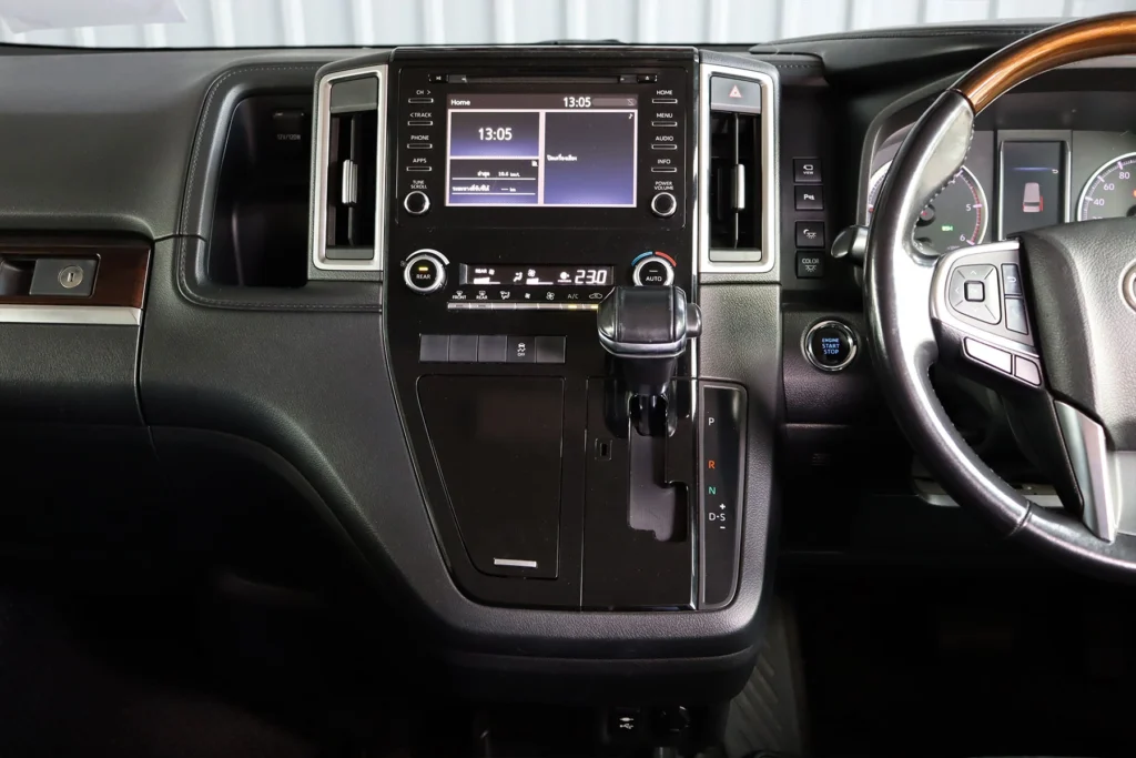 Toyota Majesty 2.8 Premium 2020 [EDJE]