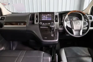 Toyota Majesty 2.8 Premium 2020 [EDJE]