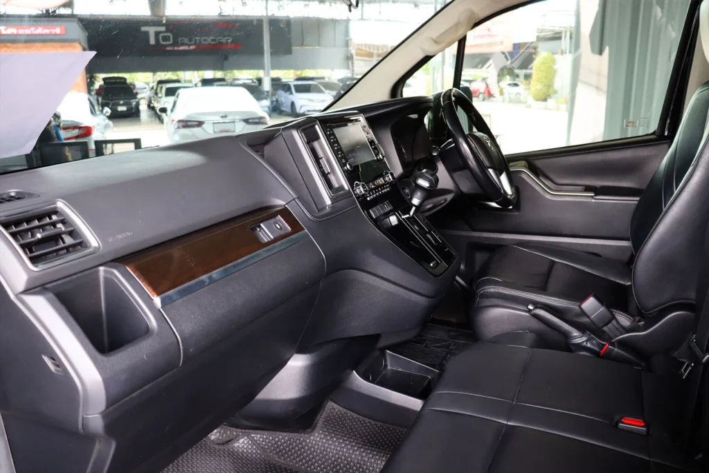Toyota Majesty 2.8 Premium 2020 [EDJE]
