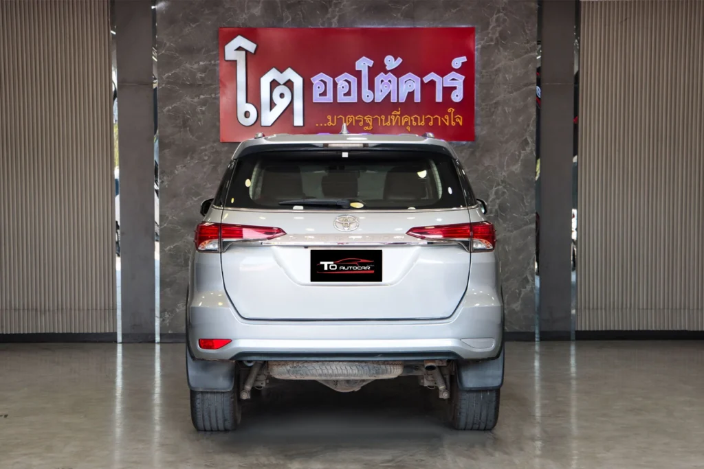 Toyota Fortuner 2.4 V 2WD MNC 2019 [CEJC]