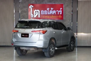 Toyota Fortuner 2.4 V 2WD MNC 2019 [FHEJ]