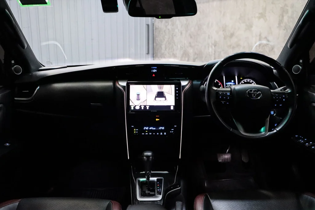 Toyota Fortuner 2.8 Legender 2WD 2021 [CGGF]