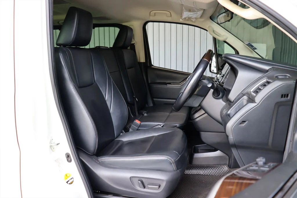 Toyota Majesty 2.8 Premium 2020 [GJGD]
