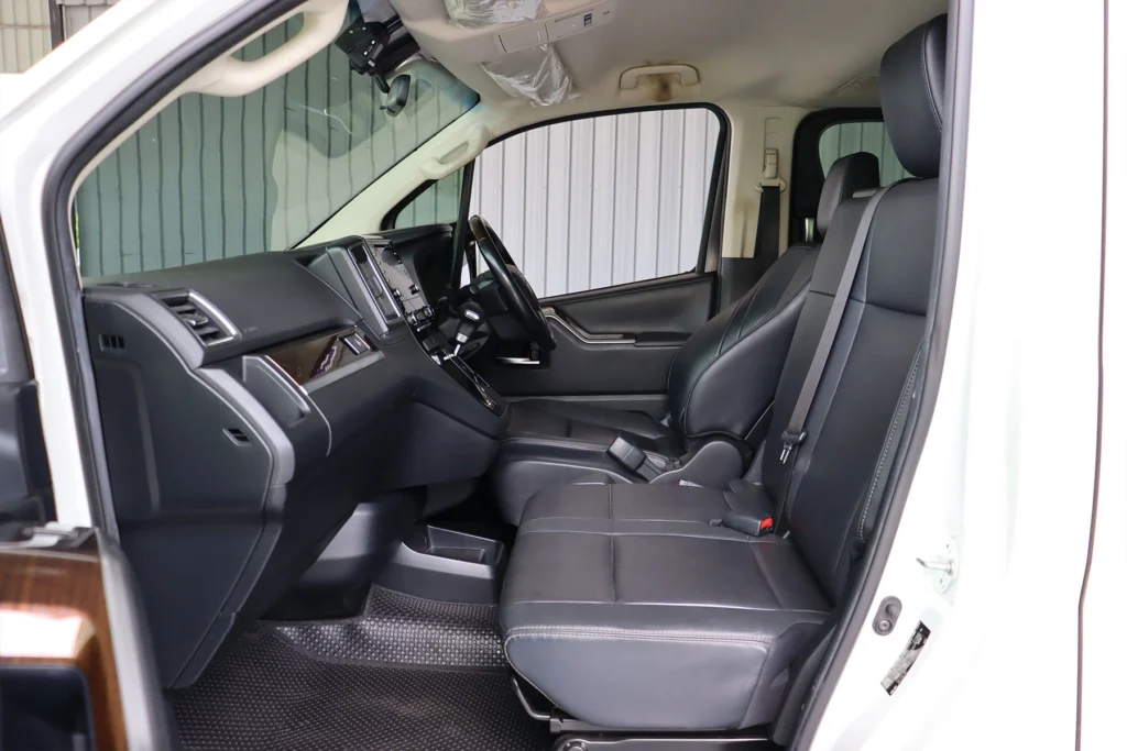 Toyota Majesty 2.8 Premium 2020 [GJGD]