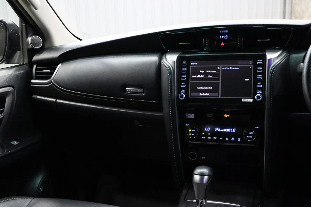 Toyota Fortuner 2.4 V 2WD 2021 [GCGD]