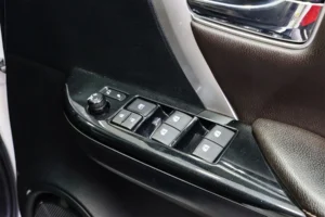 Toyota Fortuner 2.4 V 2WD MNC 2019 [BBHJ]