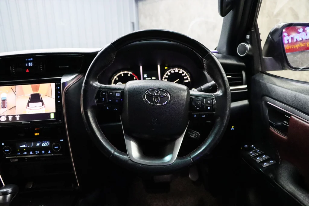 Toyota Fortuner 2.8 Legender 2WD 2021 [BFFJ]