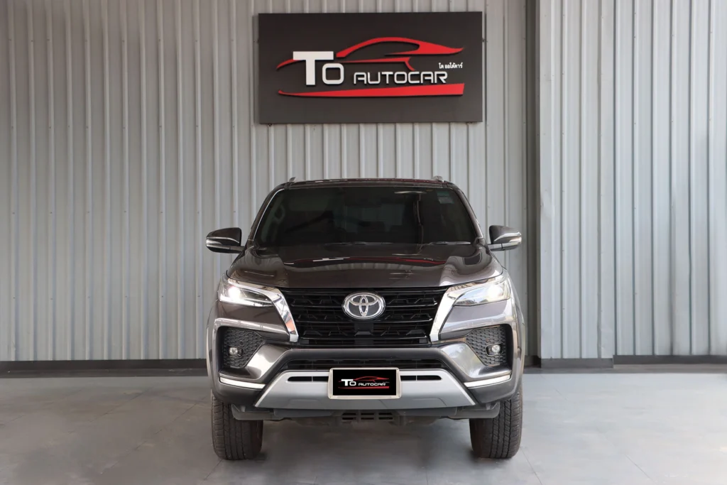 Toyota Fortuner 2.4 V 2WD 2021 [GCGD]