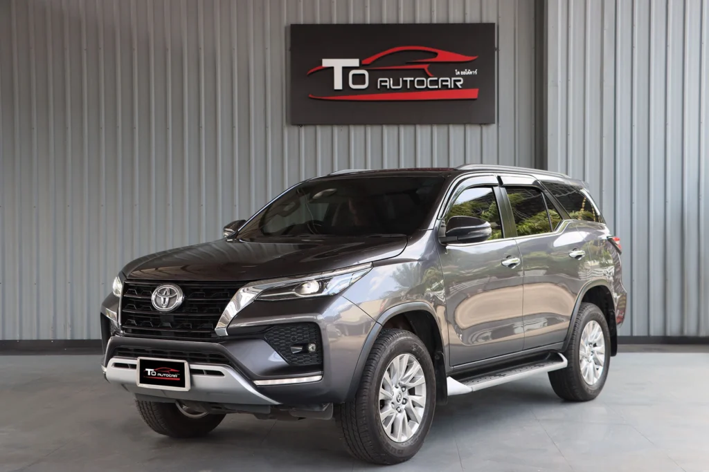 Toyota Fortuner 2.4 V 2WD 2021 [GCGD]