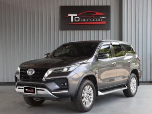 Toyota Fortuner 2.4 V 2WD 2021 [GCGD]