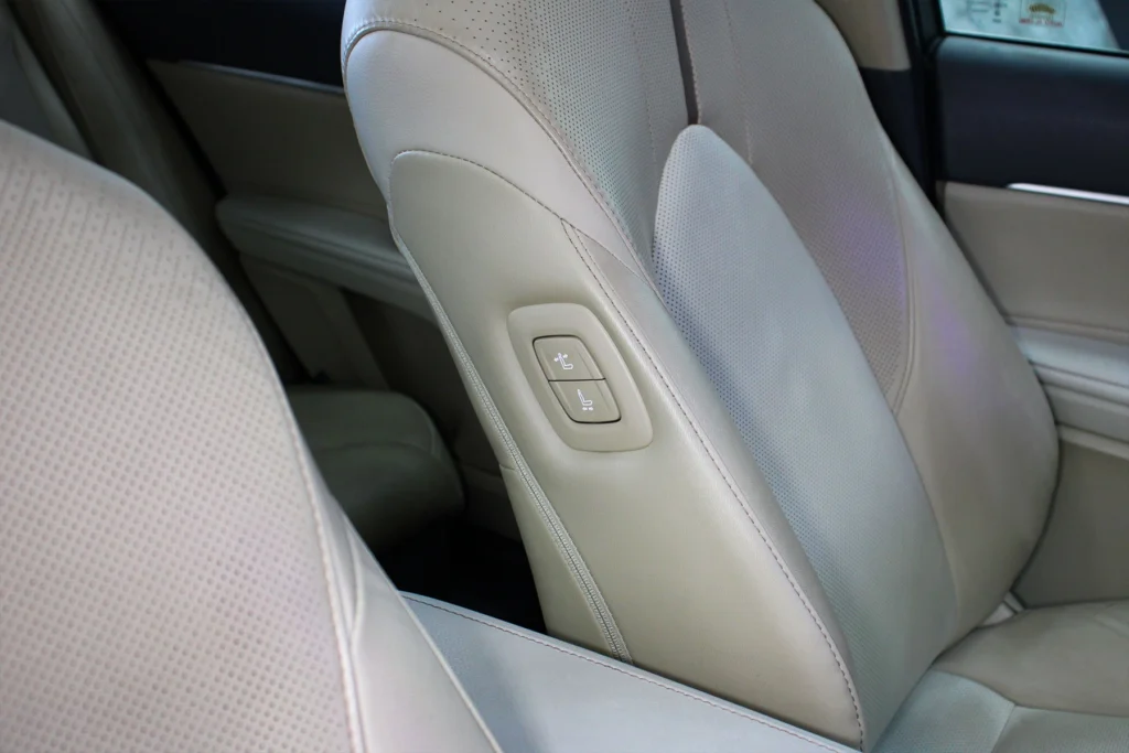 Toyota Camry 2.5 Hybrid Premium 2021 [AAJF]