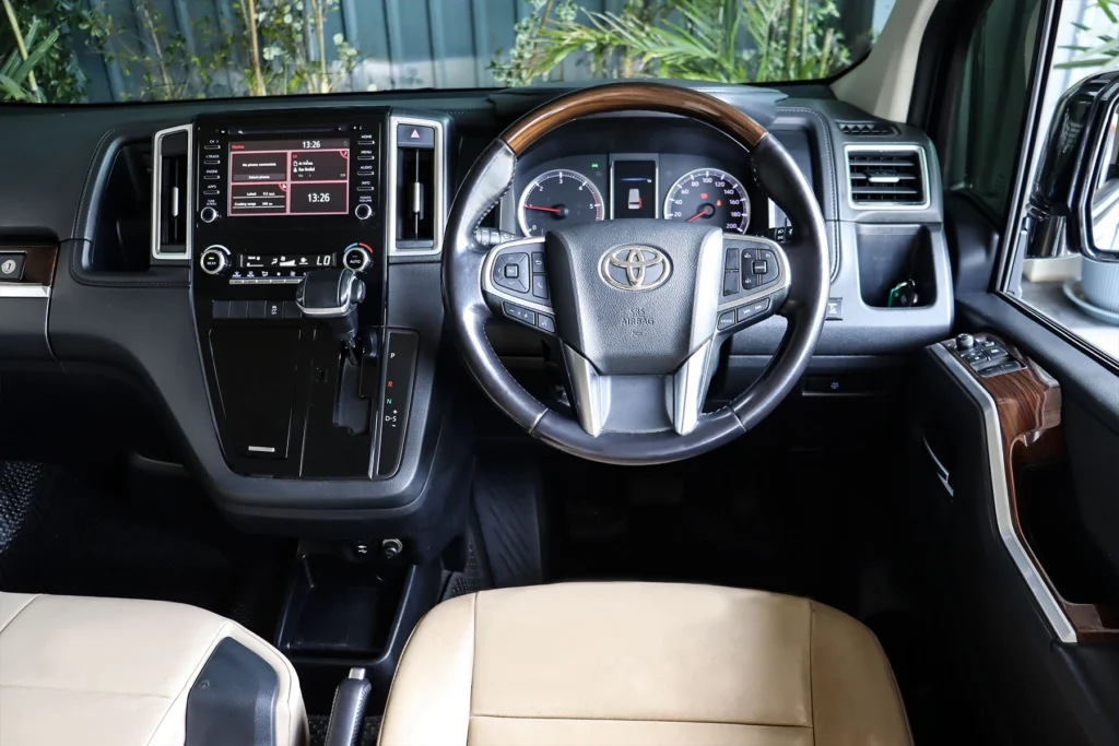 Toyota Majesty 2.8 Premium 2020 [CDAI]