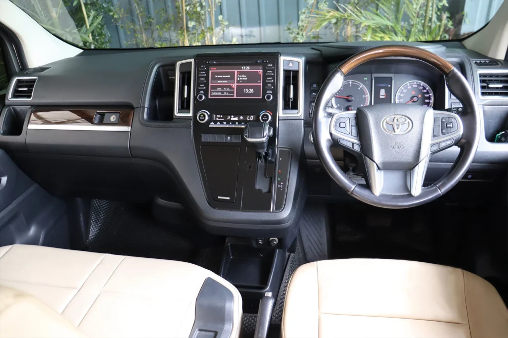 Toyota Majesty 2.8 Premium 2020 [CDAI]