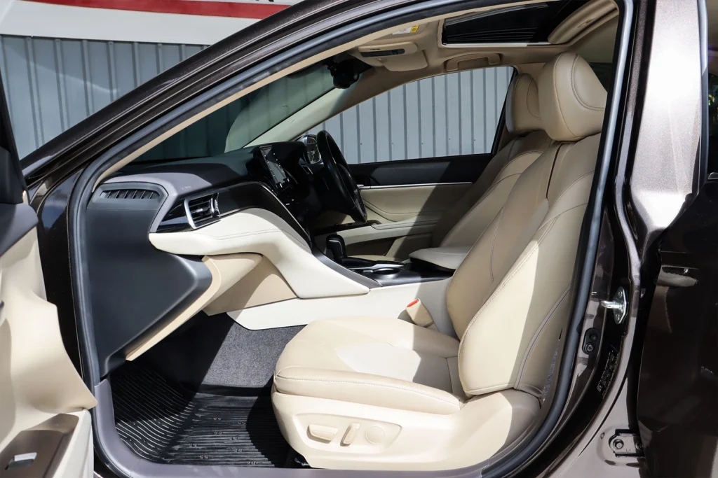 Toyota Camry 2.5 HEV Premium MNC 2022 [EBGF]