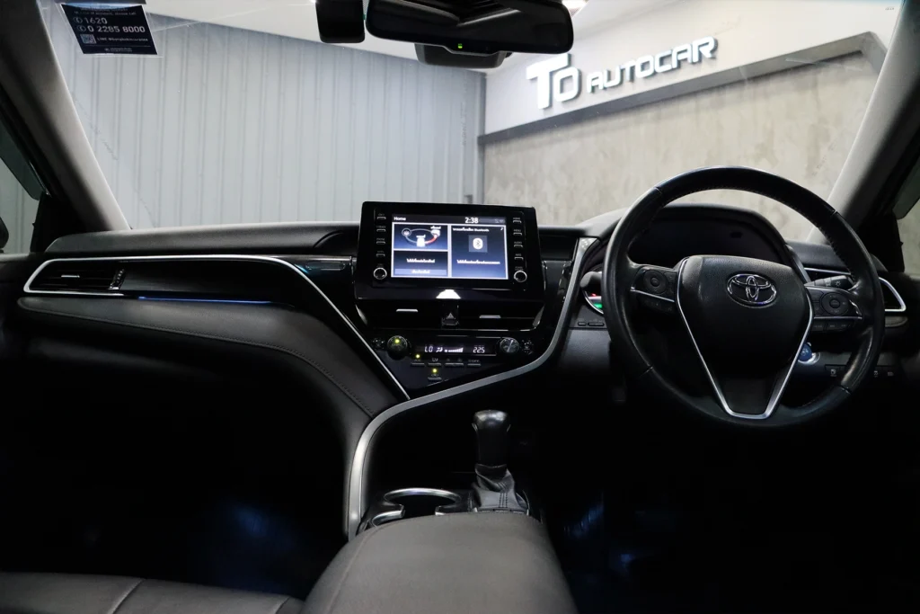 Toyota Camry 2.5 HEV Premium MNC 2023 [EAFD]