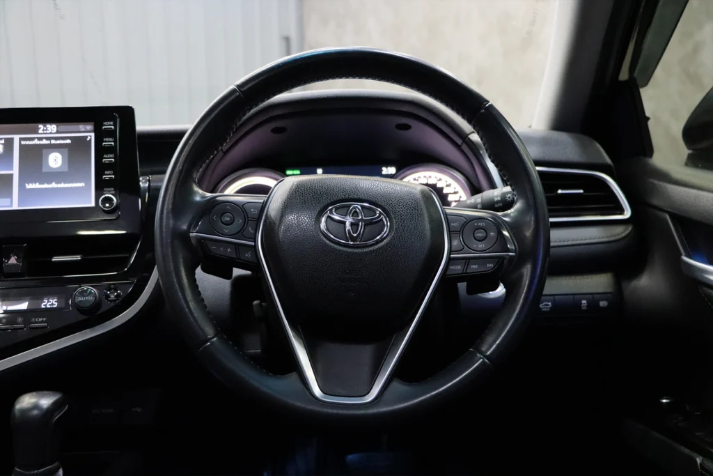 Toyota Camry 2.5 HEV Premium MNC 2023 [EAFD]