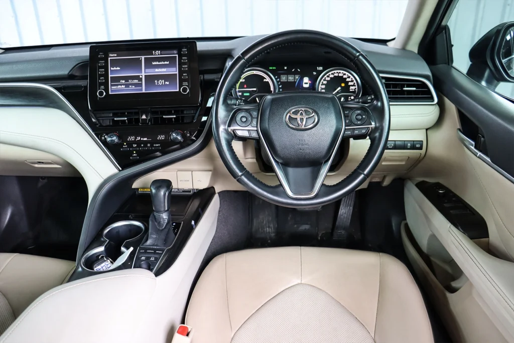 Toyota Camry 2.5 HEV Premium MNC 2022 [CDF]