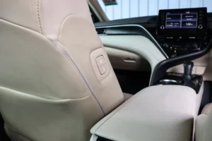 Toyota Camry 2.5 HEV Premium MNC 2022 [CDF]