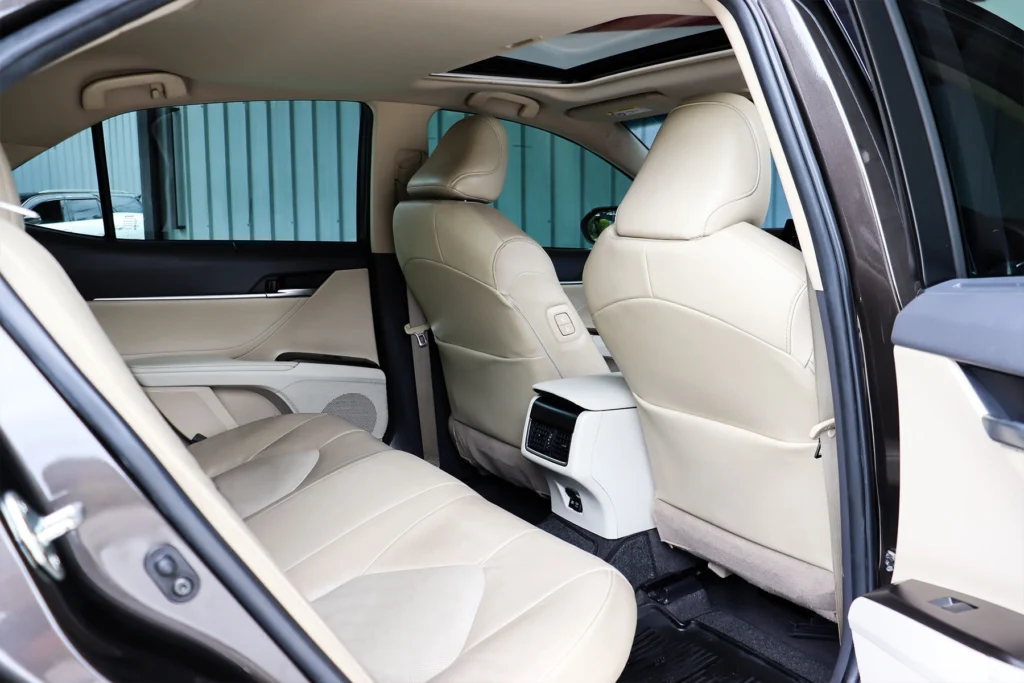 Toyota Camry 2.5 HEV Premium MNC 2022 [CDF]