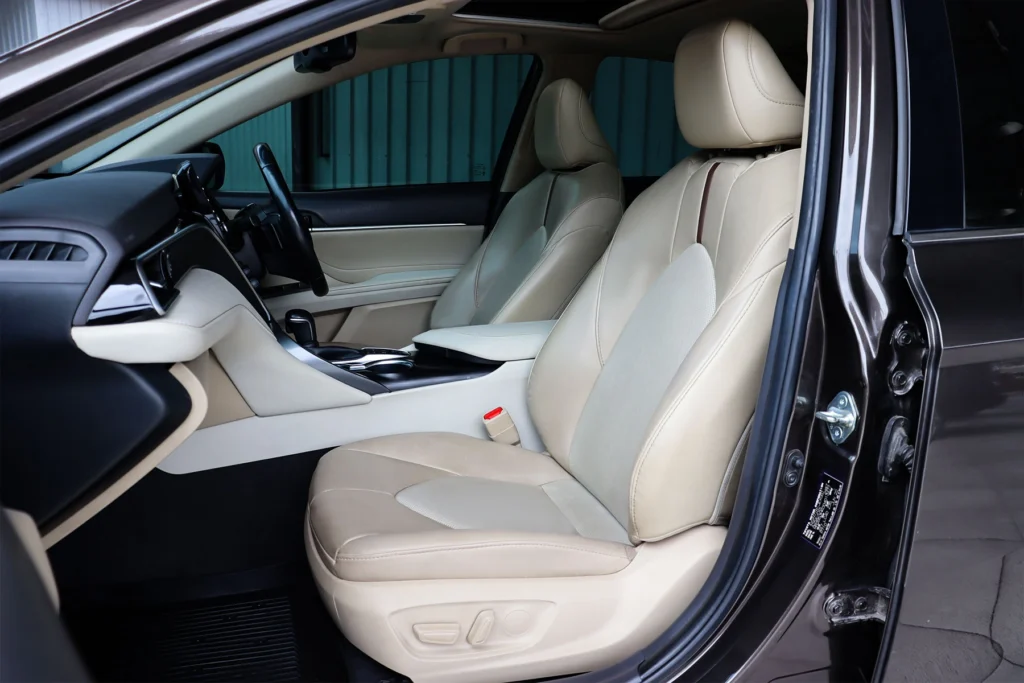 Toyota Camry 2.5 HEV Premium MNC 2022 [CDF]