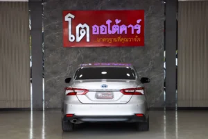 Toyota Camry 2.5 HEV Premium MNC 2023 [EGH]